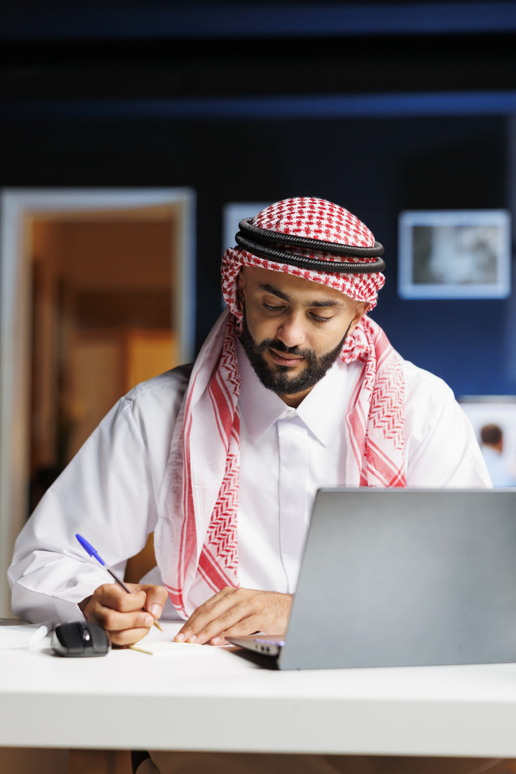 الوظائف الإدارية والتقنية