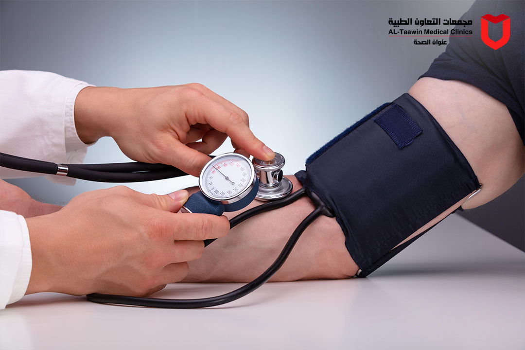 انخفاض ضغط الدم الأعراض، الأسباب، وطرق العلاج والوقاية